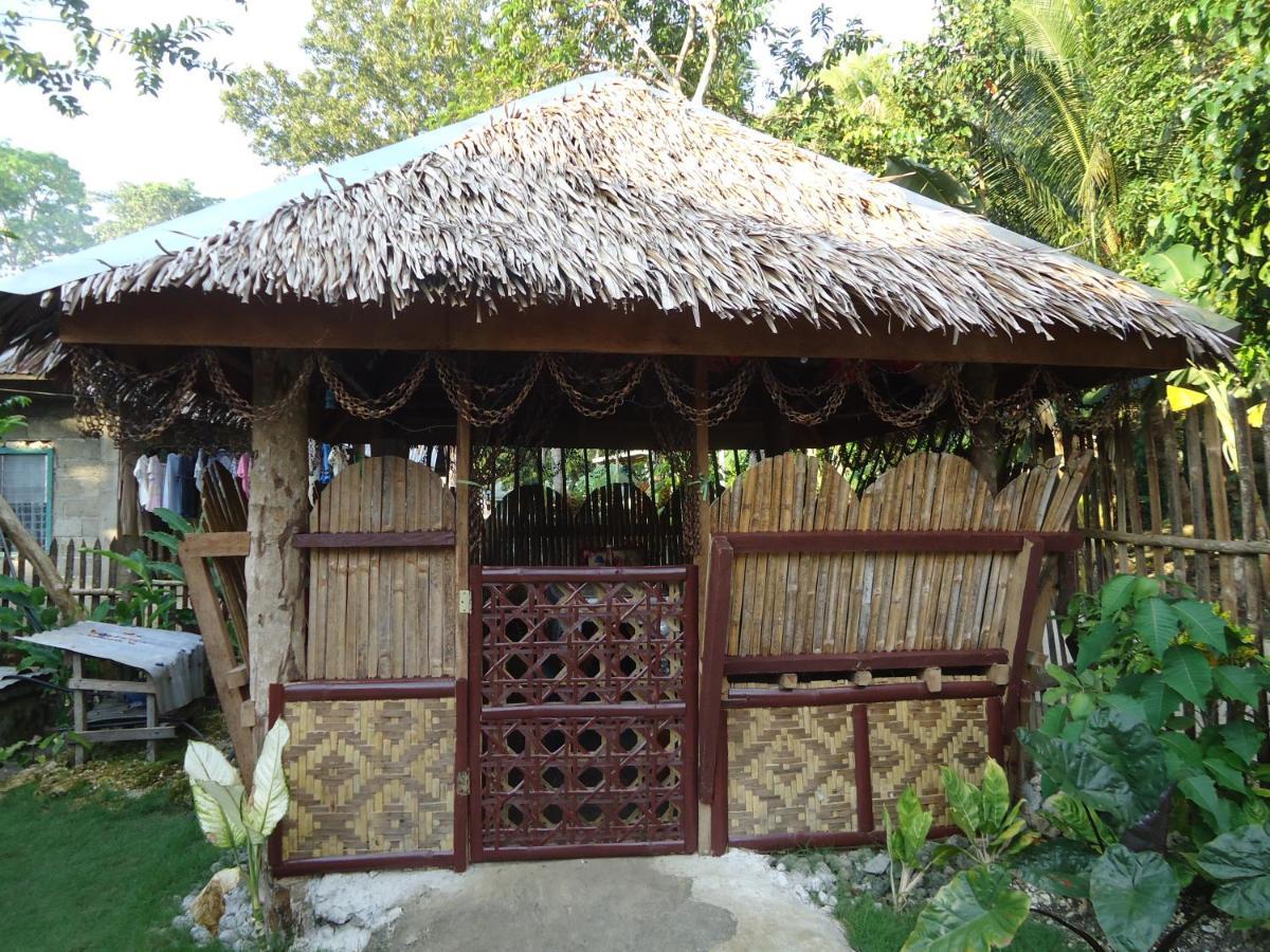Lhoyjean Garden Hostel Batuan Extérieur photo