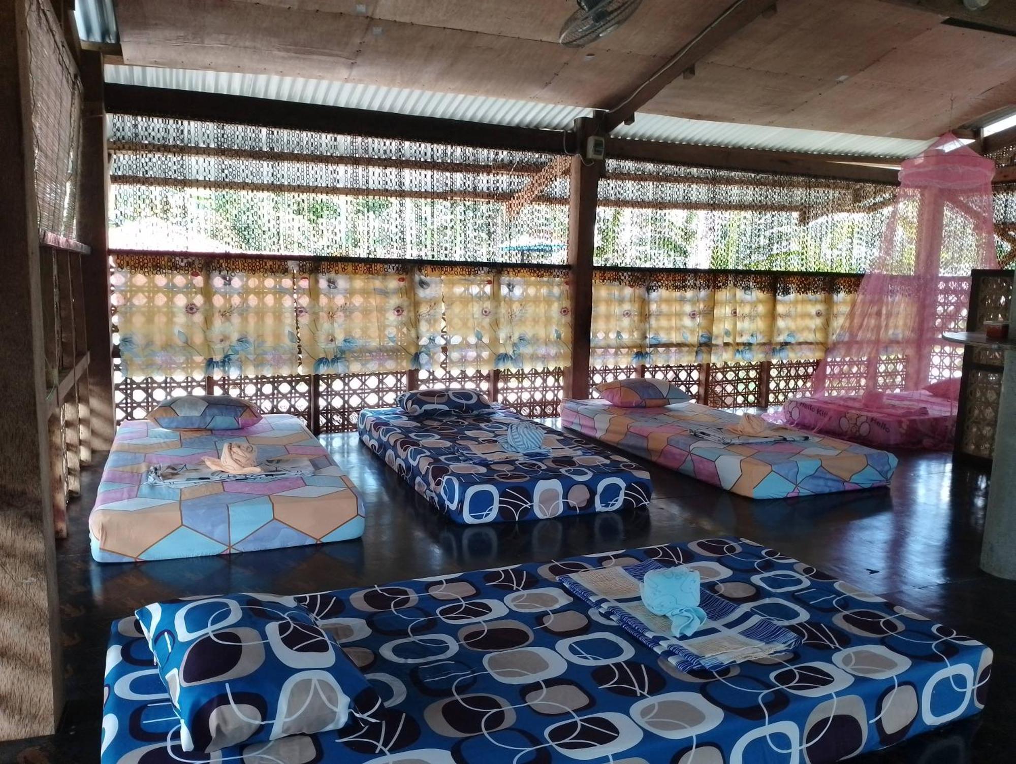 Lhoyjean Garden Hostel Batuan Extérieur photo