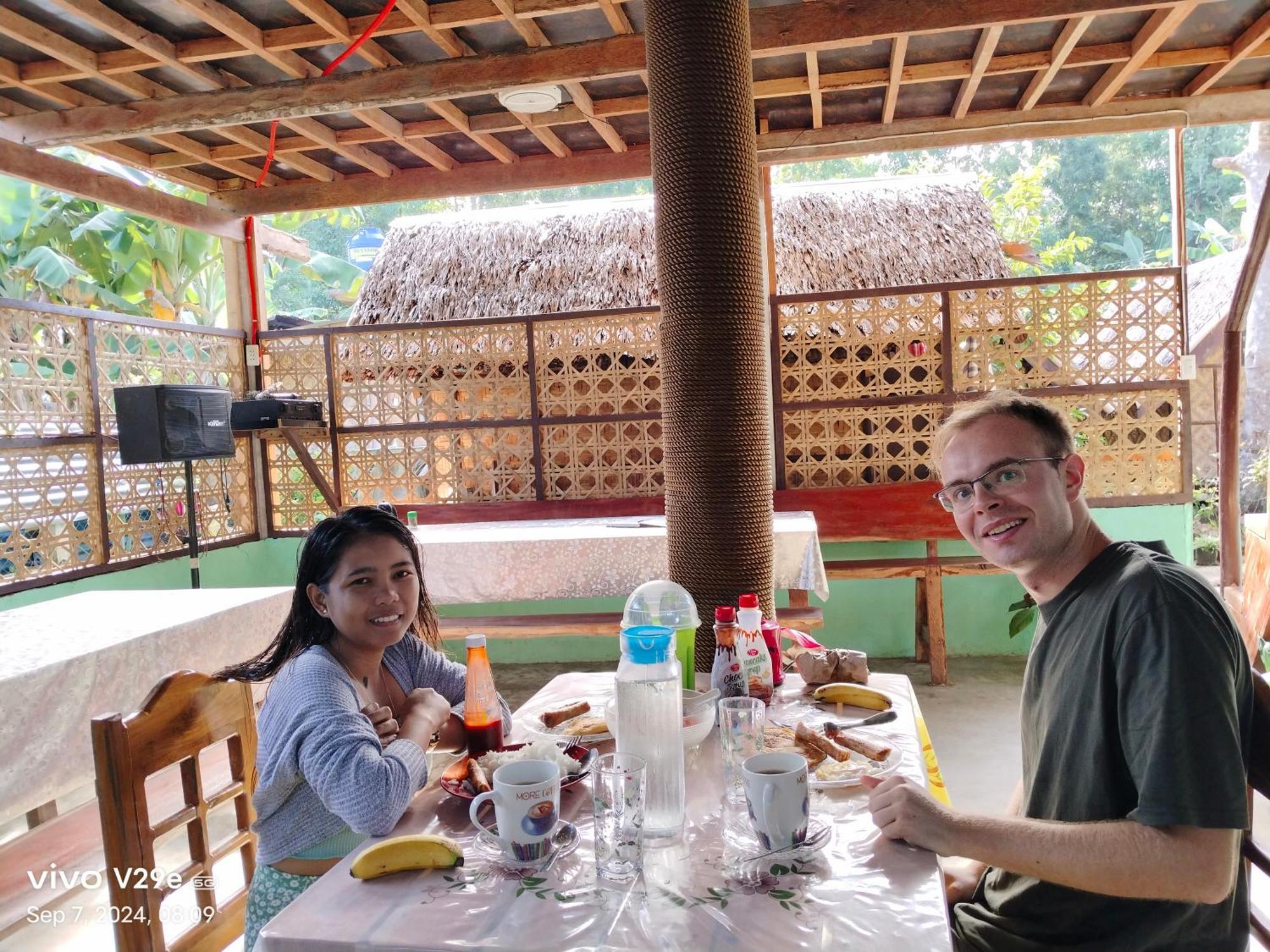 Lhoyjean Garden Hostel Batuan Extérieur photo