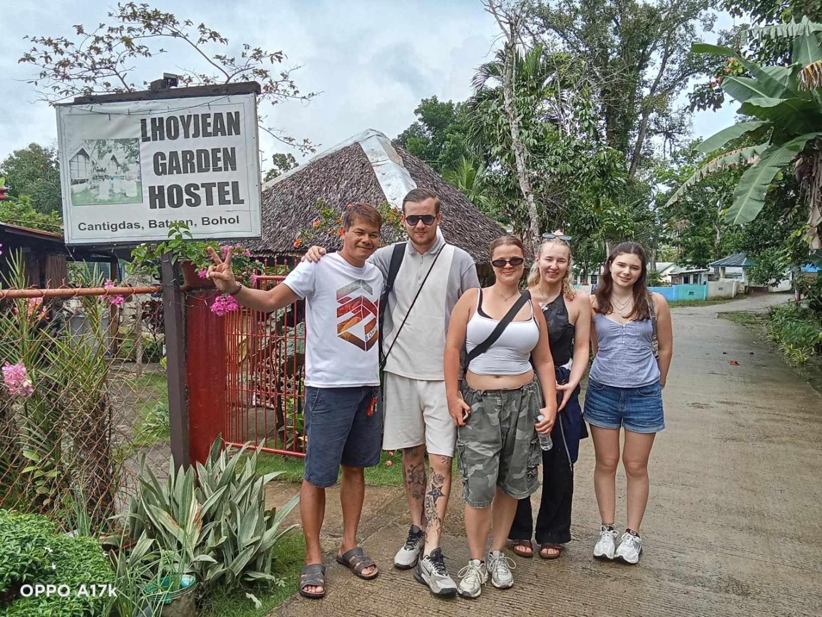 Lhoyjean Garden Hostel Batuan Extérieur photo